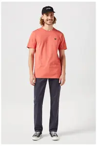 Pánske nohavice WRANGLER GREENSBORO DARK NAVY 112350878 Velikost: 42/32