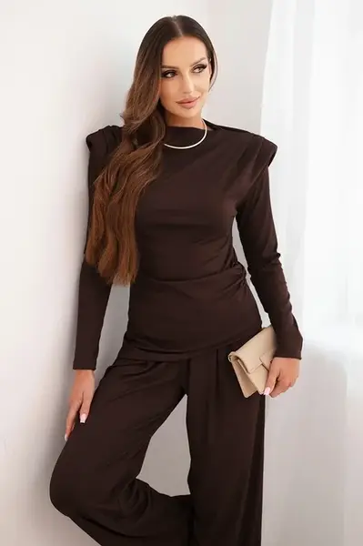 Kesi Włoski Dámsky bavlnený komplet s blúzkou a nohavicami s širokým nohavice hnedý