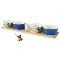 Sada porcelánových tapas misiek na drevenom podnose