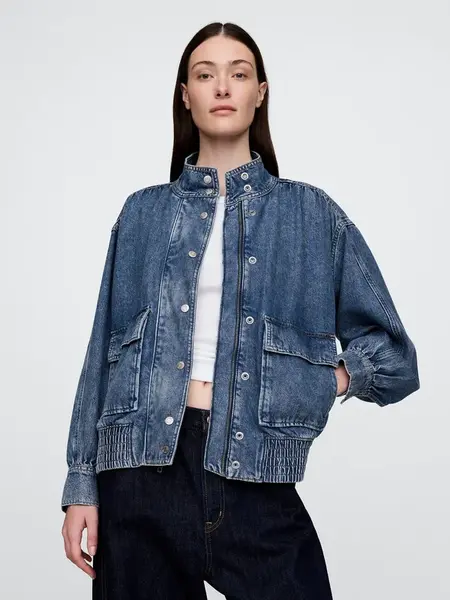 GAP Dámský Džínový oversize bomber UltraSoft 709036-00 Velikost: L