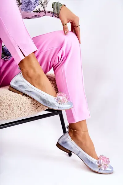 Zazoo 2749 Dámské Kožené Baletky S Křišťálky Bílo-Modré