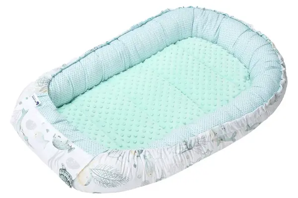 Medi Partners Baby cocoon/nest – Ocean + minty minky