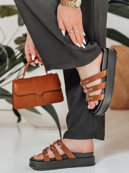 Dámské sandály na platformě PLATOFI