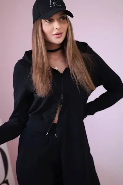 Set mikiny s delší stranou černé barvy