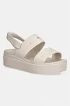 Crocs  sandály na klínk dámské Brooklyn 4U