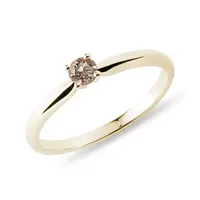 Zásnubný prsteň zo žltého zlata s champagne diamantom KLENOTA