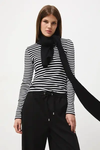 Tričko s dlouhým rukávem Medicine