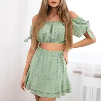 Embroidered set dark mint
