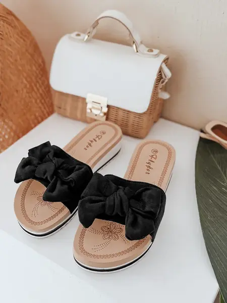 Dámske čierne šľapky LOVESLIDE s mašľou