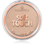 essence Soft Touch krémový rozjasňovač s pudrovým efektem odstín 30 glazing gleam 4 g