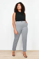 Trendyol Curve Šedé Cigaretové Doplňky Detailní Pletené Kalhoty