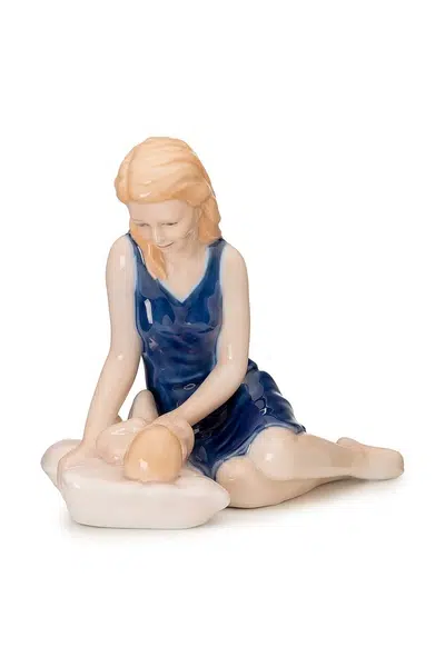 Dekorativní figurka Royal Copenhagen Mamma více barev