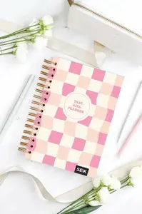 Bullet Journal / Zápisník s tečkami (pevné desky) - That girl