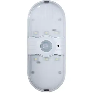 Povrchové svítidlo s pohybovým čidlem - přední