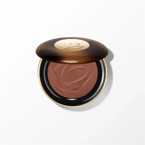 Lancôme Teint Idole Ultra Wear C.E. Skin Transforming Bronzer 24hodinový bronzer se sérem - 07 Deep 10 g