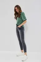 Džíny s vysokým pasem