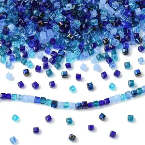 500Pcs Cube Glass Beads