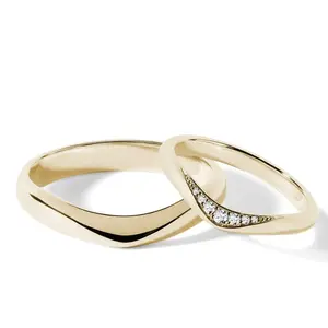 Originální snubní prsteny ve žlutém zlatě KLENOTA