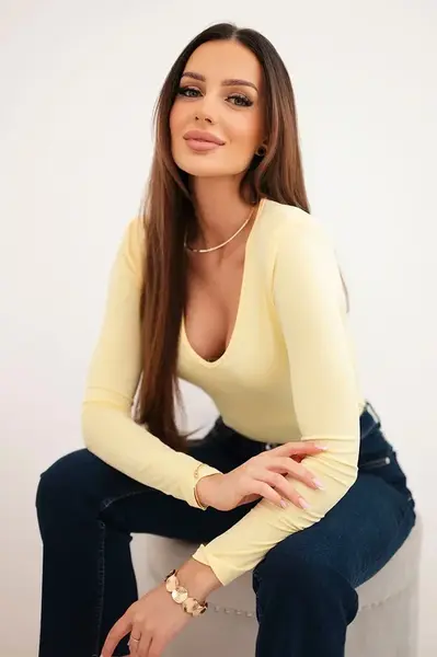 Kesi Włoski Dámska blúzka s V výstrihom a dlhým rukávom žltá