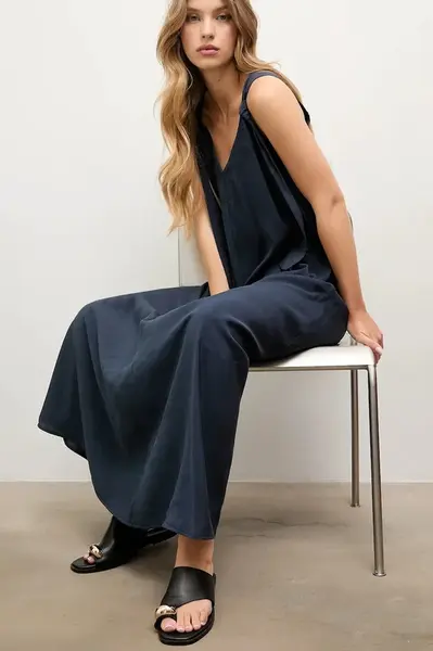 Šaty Answear.LAB tmavomodrá barva, maxi