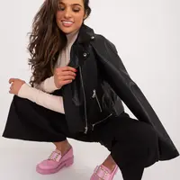 Čierna motorkárska bunda so zipsom