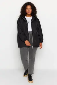 Trendyol Curve Black Wide Fit vodoodpudivý kabát s kapucňou