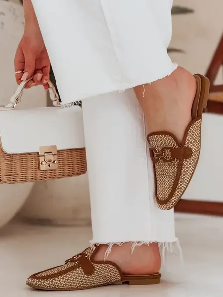 Dámské klapky mule SOFTINO kamelové