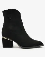 Resti Black women's boots on a post Estrate