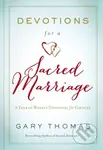 Devotions for a Sacred Marriage (A Year of Weekly Devotions for Couples (A 52-Week Devotional to Strengthen Your Relationship)) - kniha z kategorie…