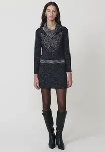 KOROSHI Šaty  čierna / biela