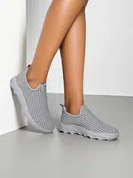 Resti Women's slip-on fabric sports shoes Eraste