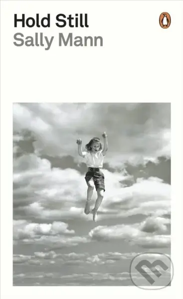 Hold Still (A Memoir with Photographs) - Sally Mann