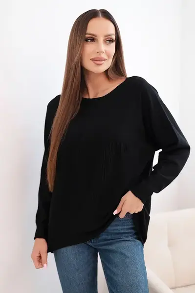 Kesi Włoski Dámsky sveter s dlhším zadným dielom a reliéfnou hviezdou čierny