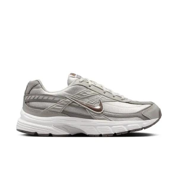 Nike Initiator 38