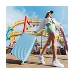 Stredný kufor na kolieskach Heys Pastel M Light Blue