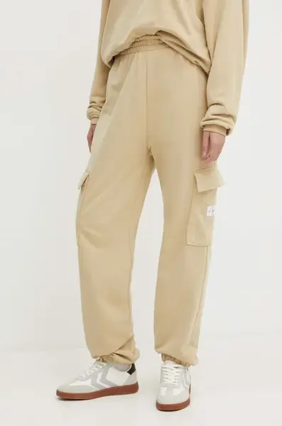 Bavlnené tepláky Calvin Klein Jeans
