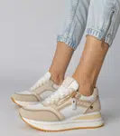 marka niezdefiniowana White sneakers with gold detail and studs Urlana
