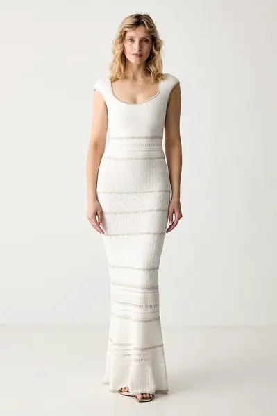Marciano by Guess šaty s viskózou JUMA