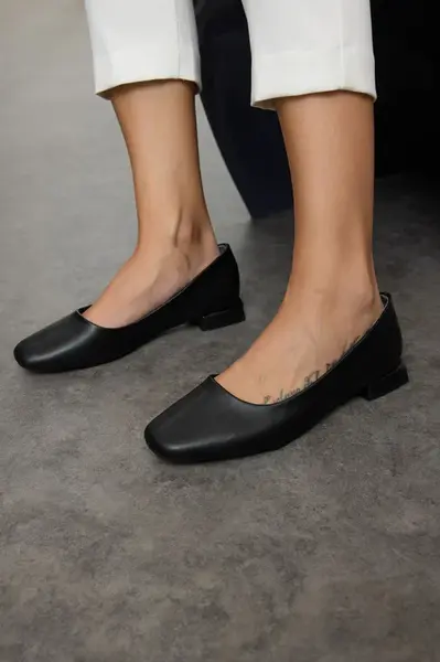 Trendyol Black Square Toe Short Heeled Women's Ballerinas