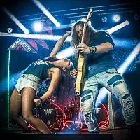 METAL FACTORY – Never Again feat. Viktorie Surmøvá