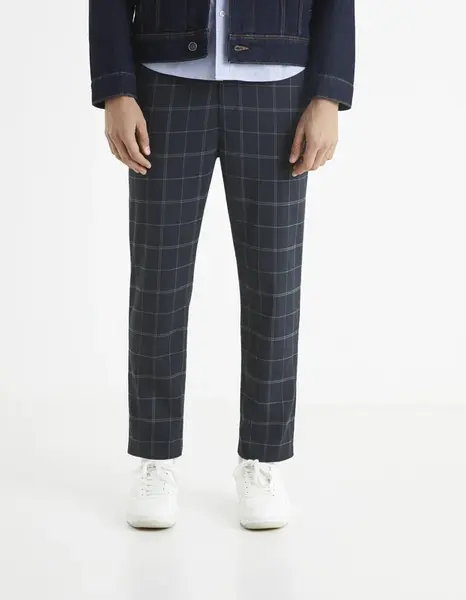 Tmavomodré pánske kockované skrátené nohavice Celio