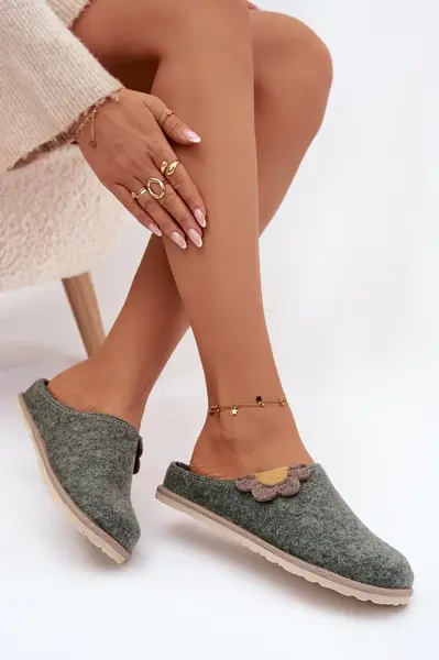 Dámské pantofle Inblu s květinovým ornamentem