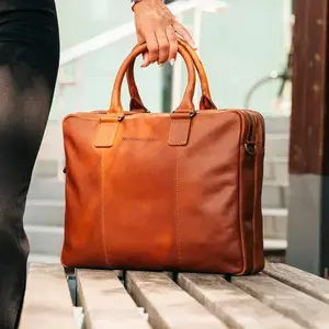 Pánska kožená taška na notebook The Chesterfield Brand Lorenc - koňak